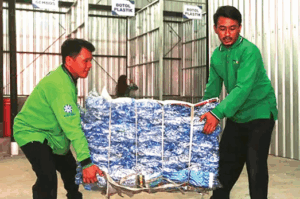 Read more about the article Pemkot Surabaya Punya Target Kurangi 120 Ton Sampah Per Bulan